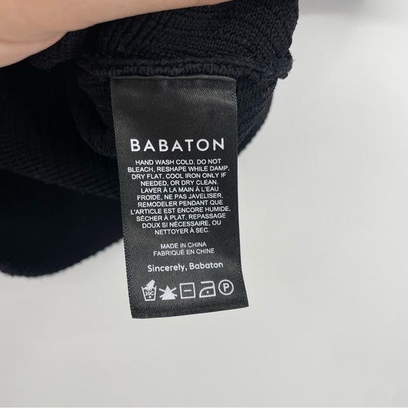 Aritzia Babaton Ribbed off the Shoulder Top black total eclipse sculpt knit Sz S - Picture 3 of 7